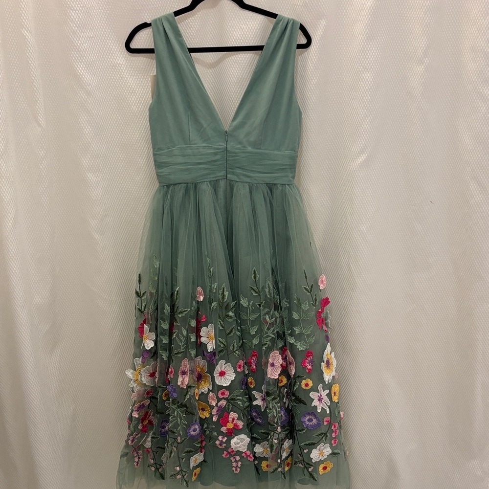 JessaKae Green Floral Embroidered Maxi Dress - Picture 3 of 6